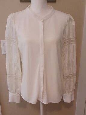 Donna Karan Cream Long-Sleeve Lace-Panel Blouse